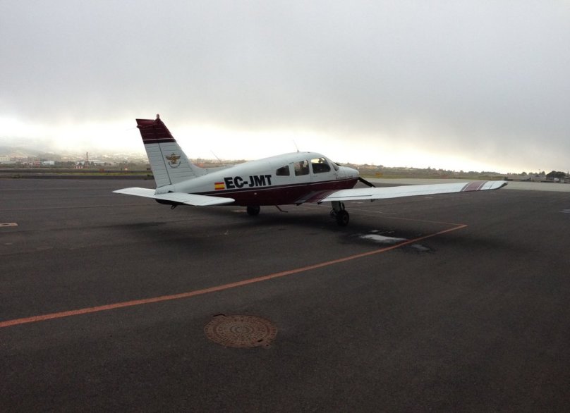 Piper P-28A Cherokee Archer II, reg. EC-JMT