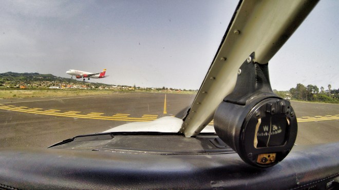 Iberias A320 on final