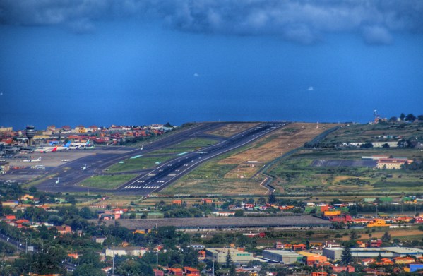 Right base Rwy 12 at TFN