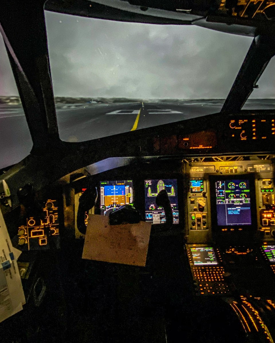 ATR72-600 FFS at GTA Madrid