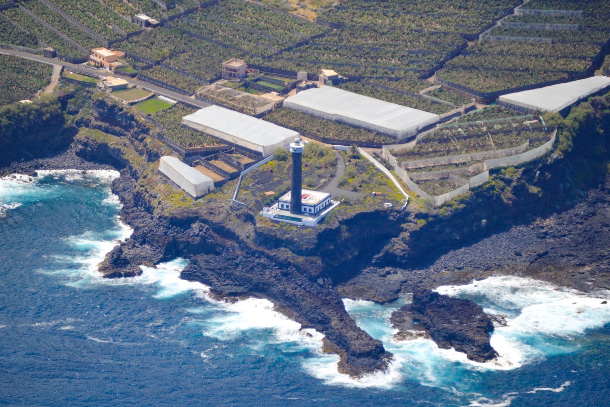 Faro de Punta Cumplida
